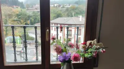 Atico en venta en Zeanuri centro con garaje y ascensor