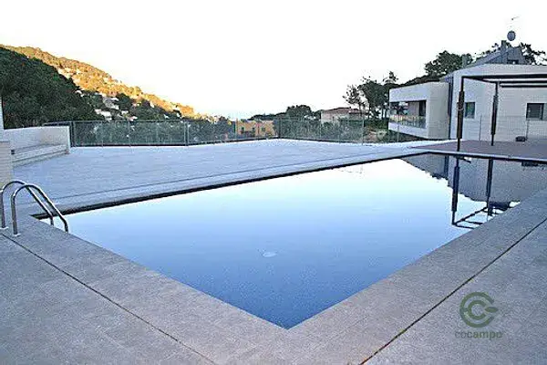 Casa de Lujo con Piscina y Vistas al Mar en Cala Sant Francesc
