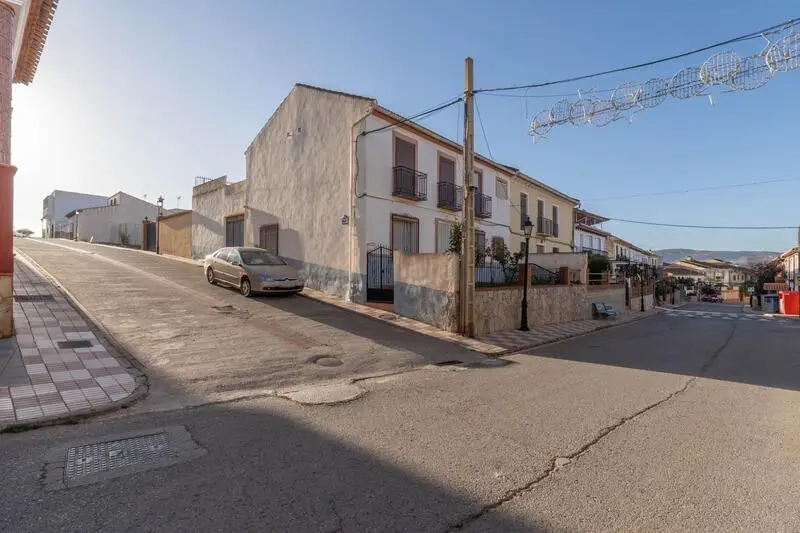 Casa Rural con 6 Dormitorios en Cozvijar Granada