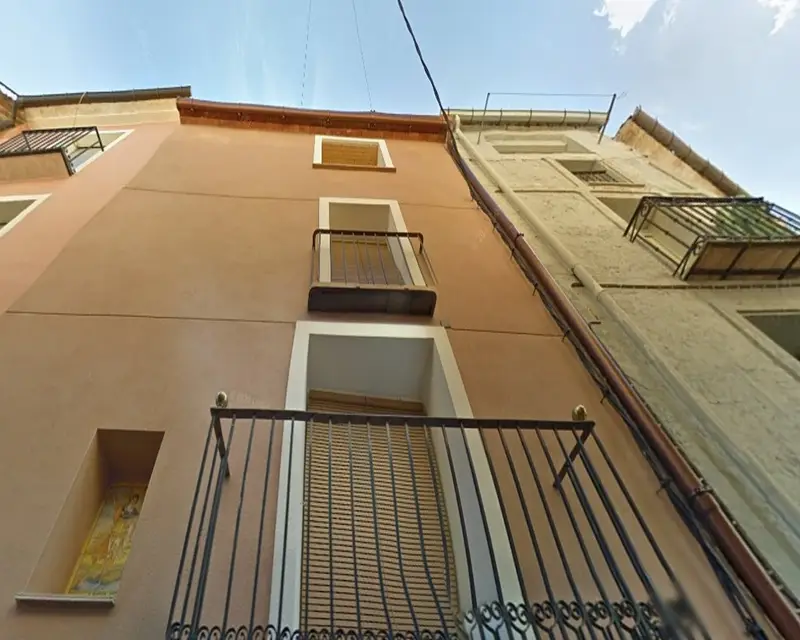Adosado 340m2 4 habitaciones 2 baños Cocentaina