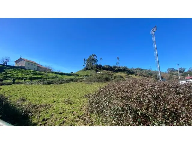 Tereno Rustico En Ribadesella