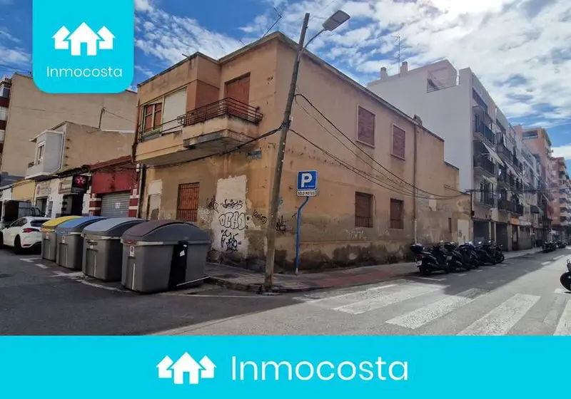 Solar en Venta Altozano Alicante Ideal Inversores 136m2