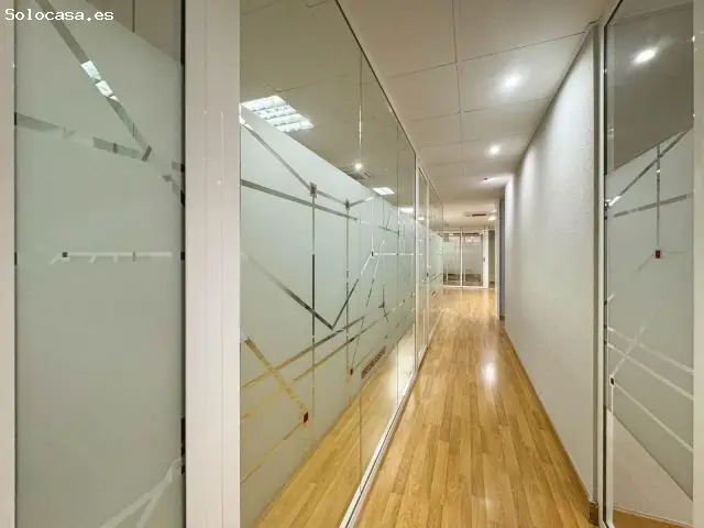 Oficina en Elche Centro: 120m², 4 Despachos, Equipada
