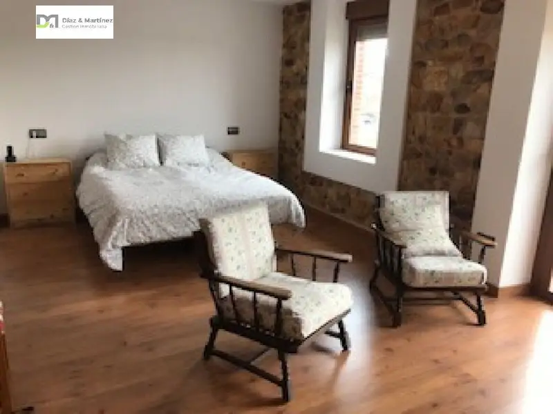 Casa en Lorenzana con Jardin y 6 Dormitorios