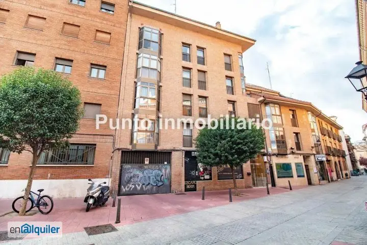 Apartamento en Alquiler Centro Valladolid Cerca Facultad Medicina