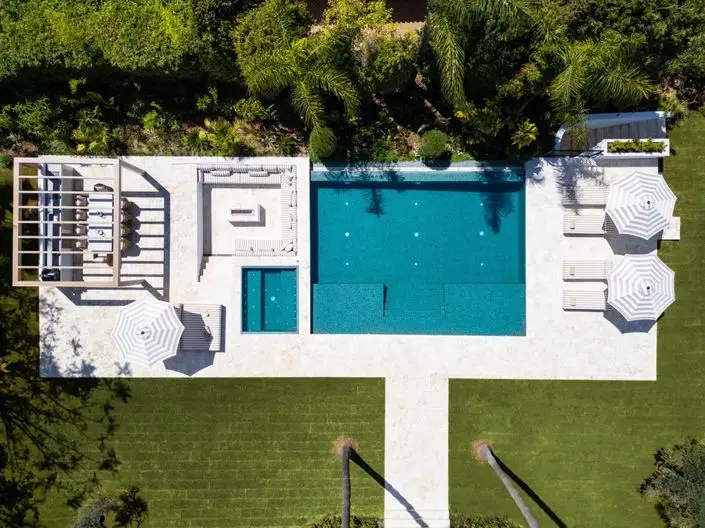 Villa de Lujo 5 Dormitorios Nueva Andalucía