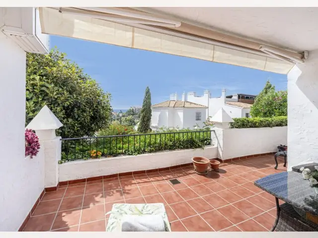 Apartamento 2 Dormitorios Benahavis Vistas al Mar Piscina