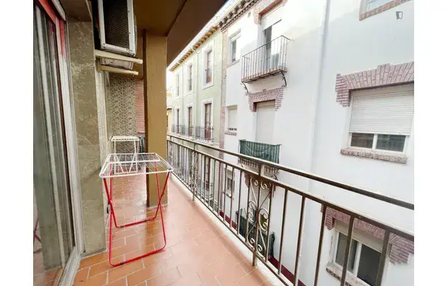 Alquiler Apartamento 3 Dormitorios Granada 3-24 Meses
