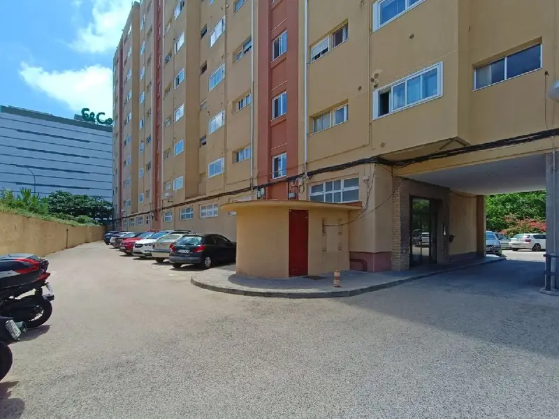 Venta Local Comercial 300m2 Nou Eixample Tarragona