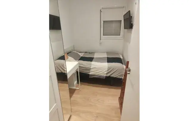 Apartamento 3 Dormitorios Barcelona Alquiler 3-24 Meses