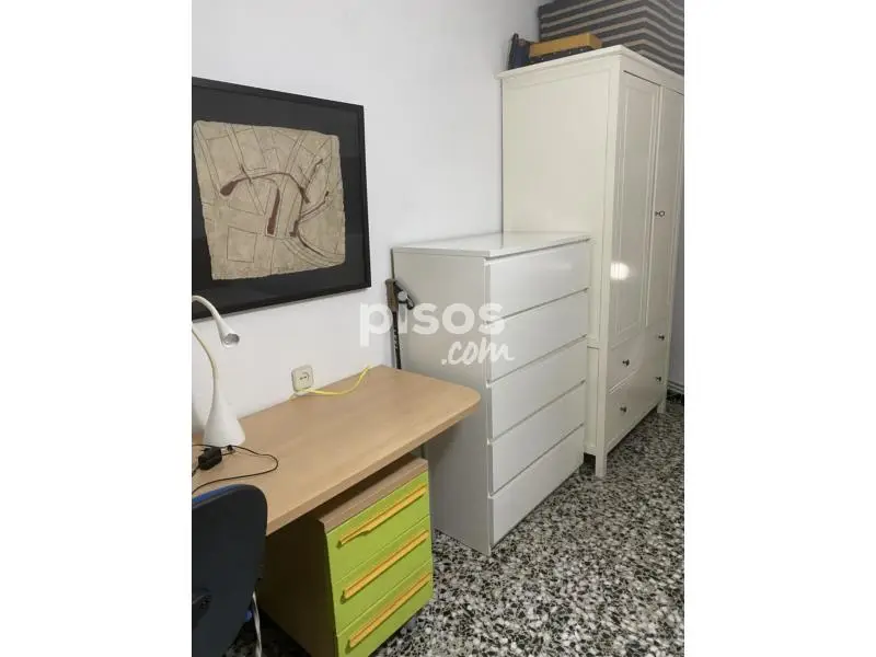 Habitaci	ón en Alquiler Mol																																																																																																																																																																												
Nou
