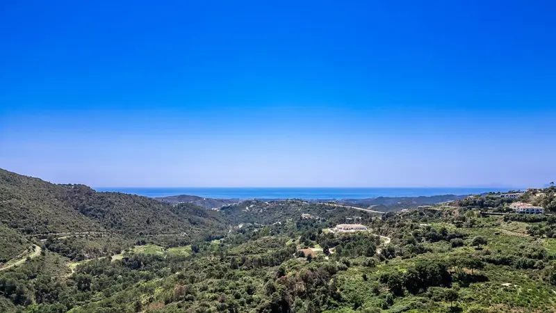 Terreno en Venta Benahavis Chalet de Lujo con Vistas al Mar