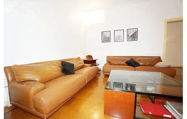 Apartamento en Madrid Palacio 4 Dormitorios 249m2