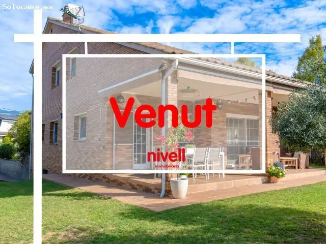 Casa en Venta 5 Dormitorios 3 Banos Piscina Barbacoa