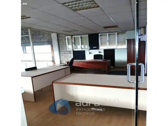 Nave Industrial en Alquiler 461m2 Logro

