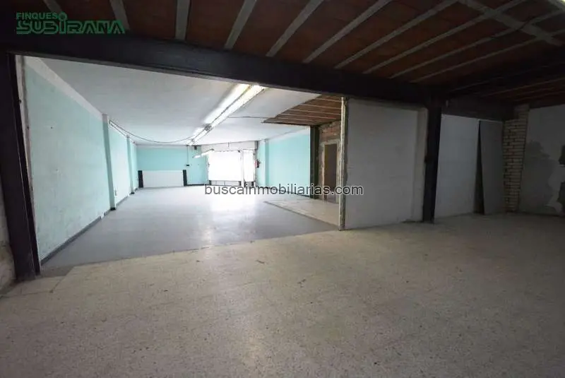 Nave Industrial en Venta en Odena 260m2