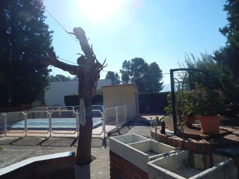 Chalet en Venta Ontinyent 195m2 7500m2 Parcela