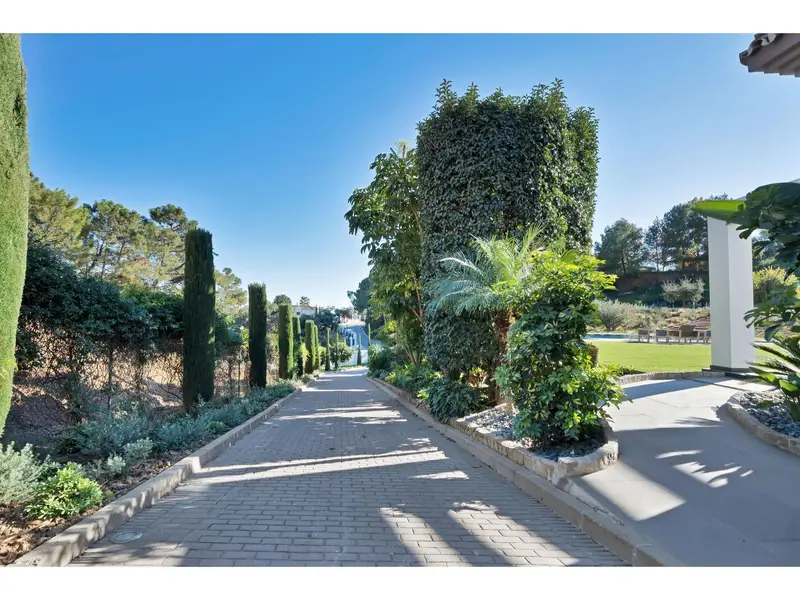 Casa Villa 4 Dormitorios Benahavis Lujo Piscina Jardin