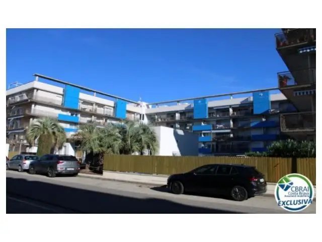 Atico Duplex Con Vistas a la Piscina Cerca de la Playa