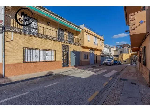 Casa en Venta Cerrillo Maracena 4 Habitaciones 410m2