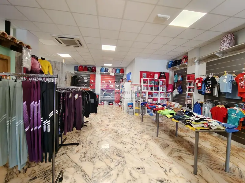 Venta Local Comercial Lujoso Centro Monforte del Cid