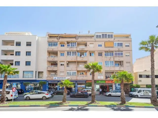 Apartamento en Torrevieja Playa de Los Locos