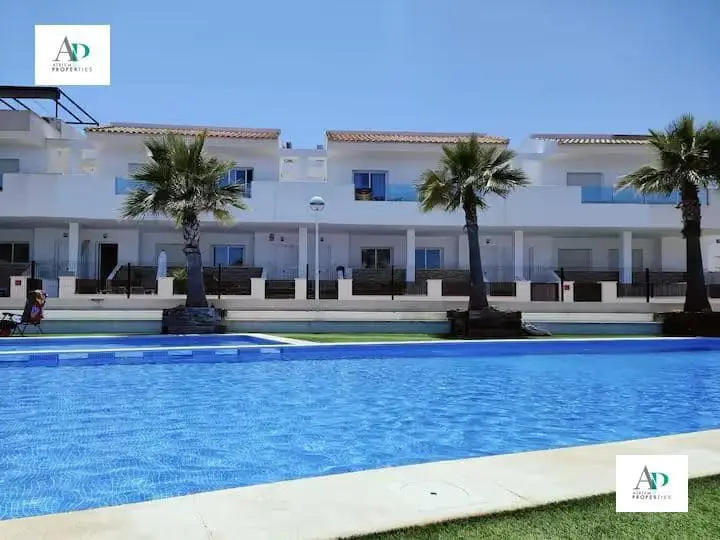 Chalet en alquiler en Los Altos, Alicante