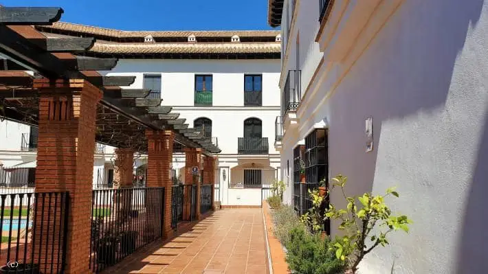 Apartamento Duplex en Velez de Benaudalla con Piscina
