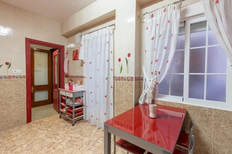 Piso en venta en Orgiva 4 dormitorios 2 baños