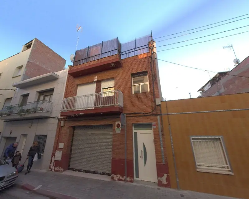 Adosado 188m2 3 habitaciones 2 baños Sabadell
