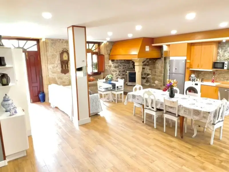 Casa con Taller en Culleredo 250m2