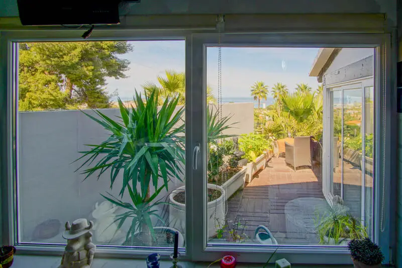 Villa en Denia con Vistas al Mar y Jacuzzi