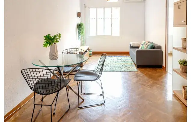 Alquiler Apartamento 3 Dormitorios Barcelona Estudiantes