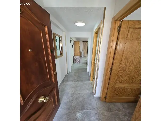 Apartamento en Benidorm Cerca de la Playa y Centro con Piscina y Parking