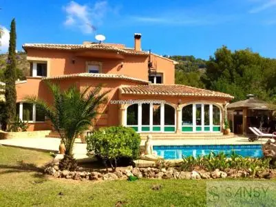 Casa Chalet en Venta Javea 4 Dormitorios Piscina Climatizada
