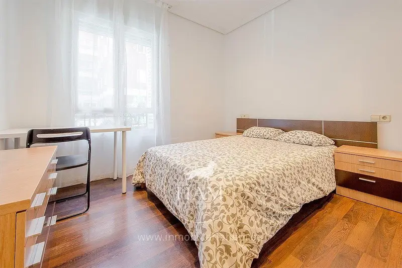 Venta Piso con calefacción en Pradolongo Usera Madrid