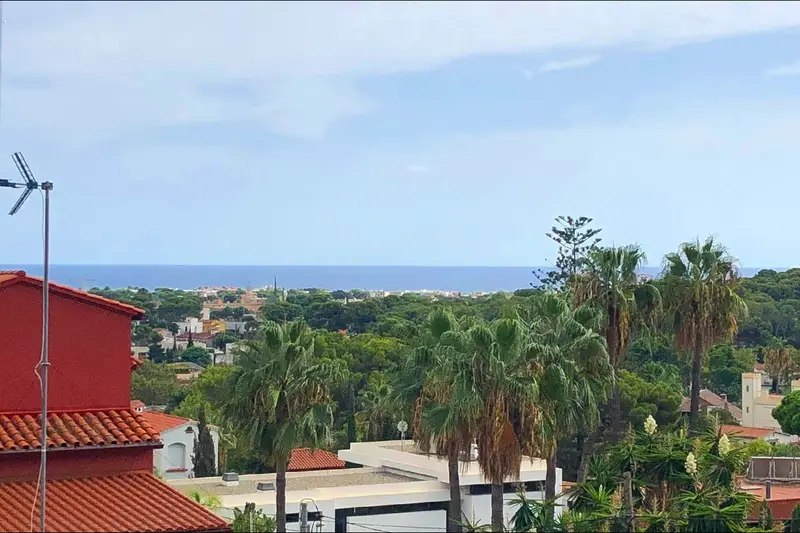 Venta Parcela con Piscina Montmar Castelldefels