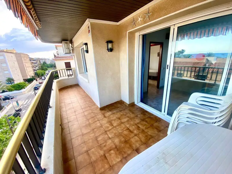 Piso en venta en Segur de Calafell con vistas al mar