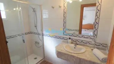 Casa en Alquiler en Nerja Centro: Villa con Piscina Privada