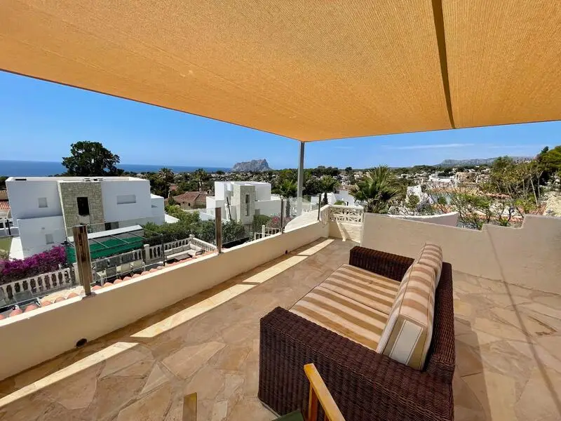 Villa en Benissa con Vistas al Mar Piscina Privada y Jardin