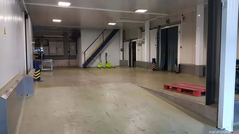 Local Comercial 1107m2 Basauri 5 Estancias Almacen Camara Frigorifica