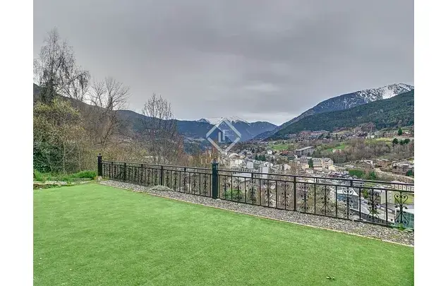 Casa en La Massana 3 Dormitorios 350m2 con Spa