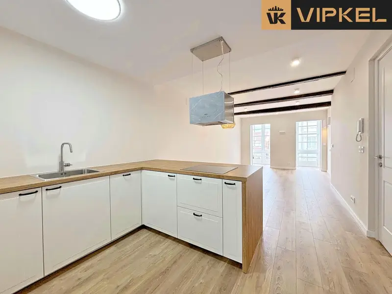 Piso de Diseño Reformado en Ferrol Centro