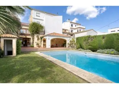 Casa Senorial con Piscina en Pedreguer 7 Dormitorios 5 Banos