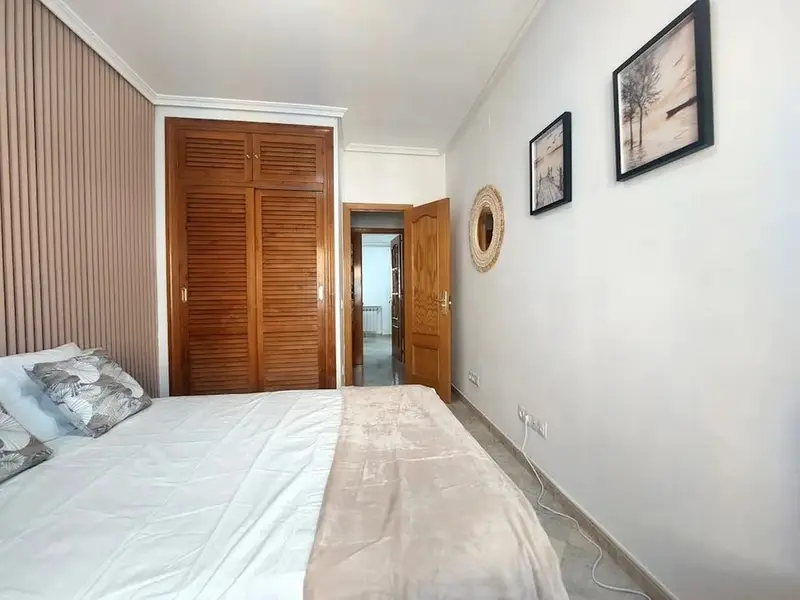 Calle Sanz Raso, Madrid, Community of Madrid 28038
