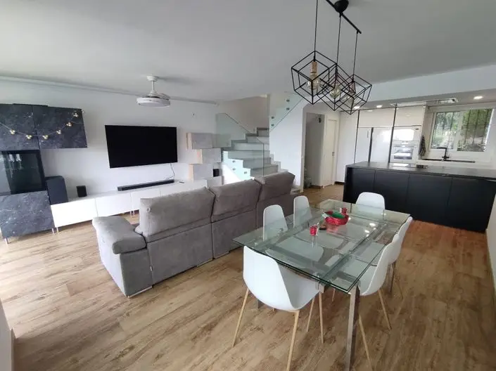 Apartamento en Costa del Sol 2 Dormitorios Duplex Jardin Privado