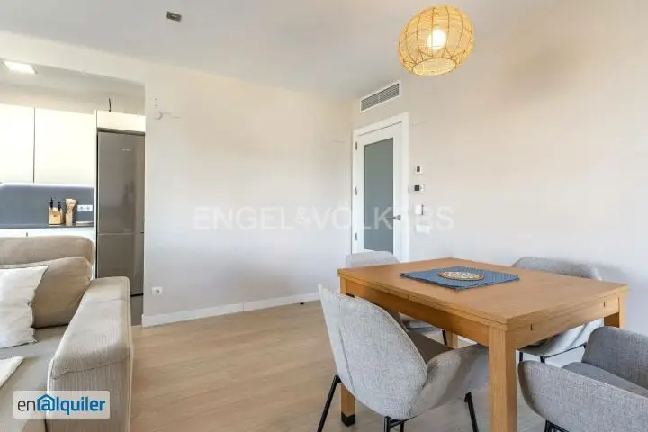 Alquiler Piso Amueblado Lujo Barcelona 4 Dormitorios 2 Baños