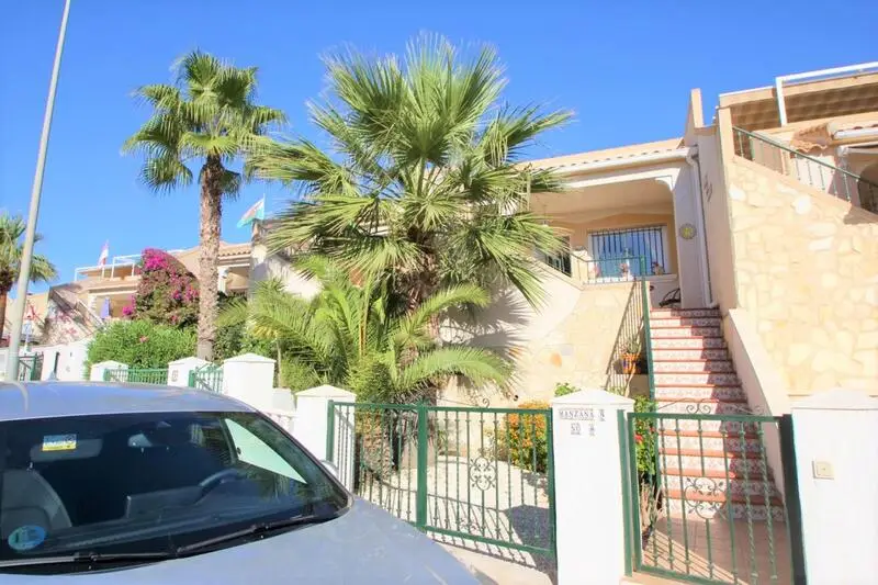 Bungalow en Villamartin 2 Dormitorios 1 Baño Solarium Parking