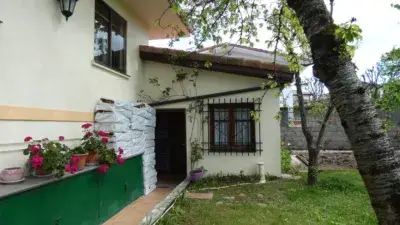 Chalet en venta en Calle de Hidesilla