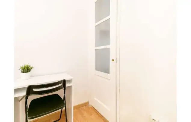 Alquiler Habitacion 90m2 Sagrada Familia Barcelona